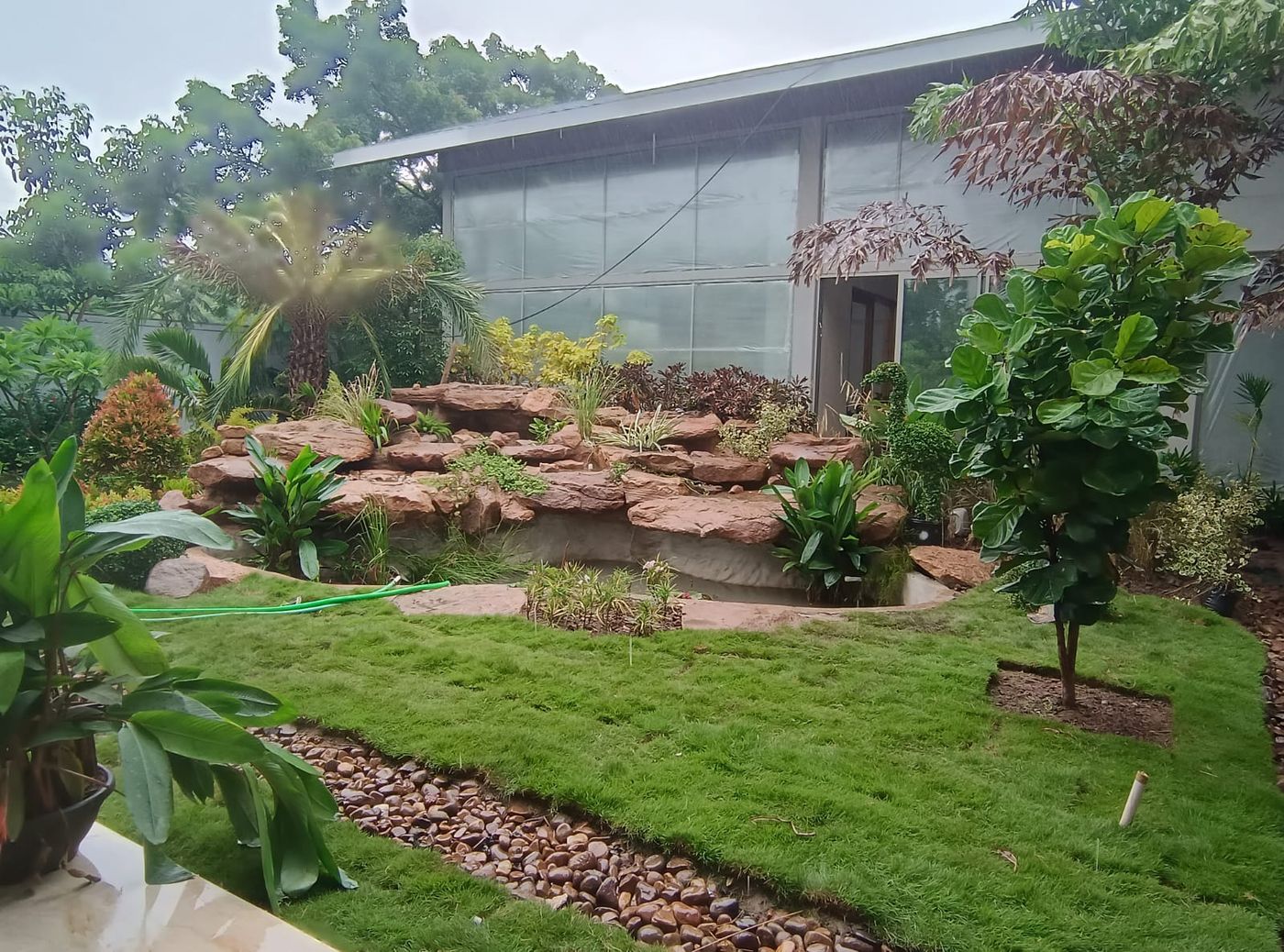 Naturalistic rockwork — landscaping by Choudhary Garden Services